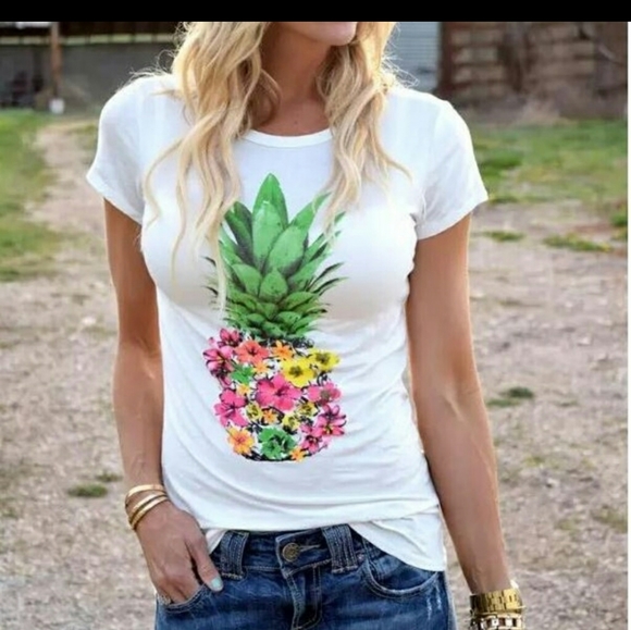LAST 1❗CLEAROUT Cotton Pineapple Flora Tee - Picture 3 of 4